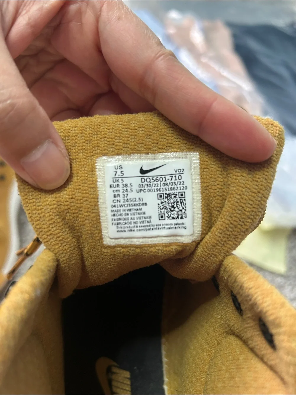 Nike women’s high